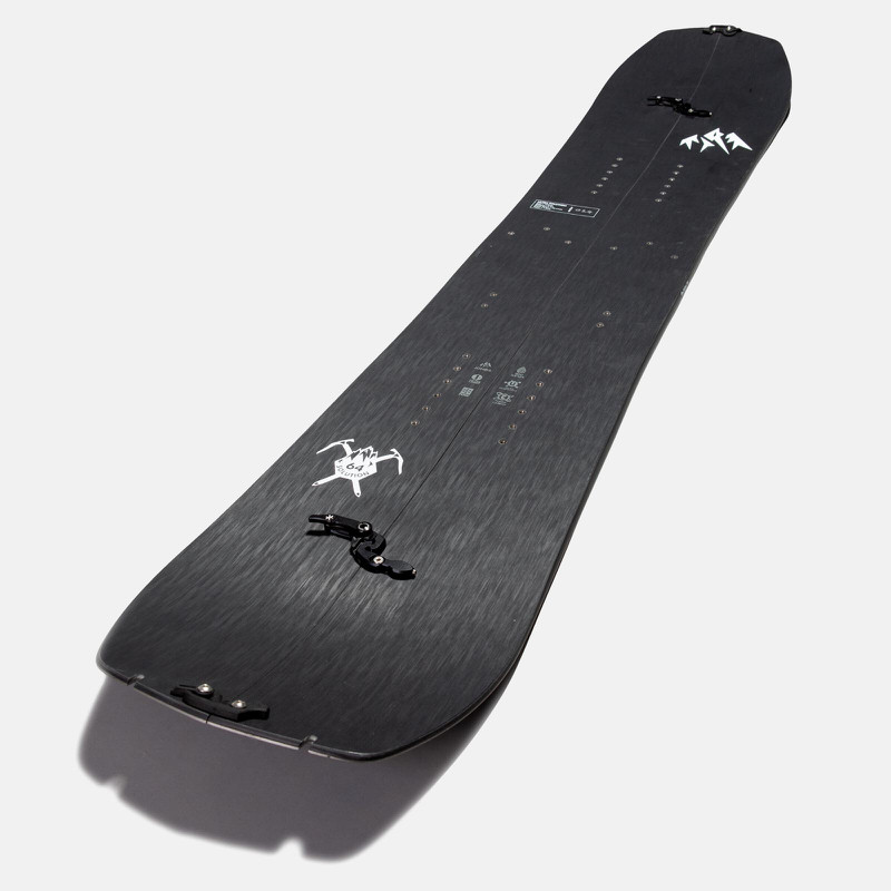 Dunkles Jones Ultra Solution Splitboard, geteilt in zwei Hälften, mit Bindung und Logos auf weißem Hintergrund.