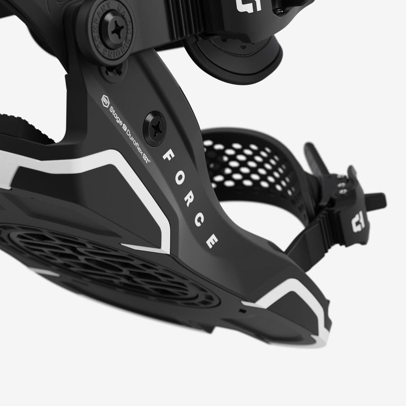Union Atlas Force Bindung Detailaufnahme der Union Atlas Force Snowboardbindung in Schwarz, seitliche Perspektive.