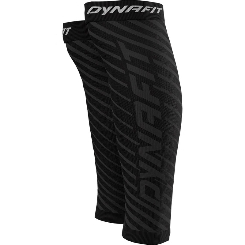 Zwei schwarze Dynafit Perform Kneeguard Beinlinge mit diagonalen Streifen und dem Dynafit-Logo.