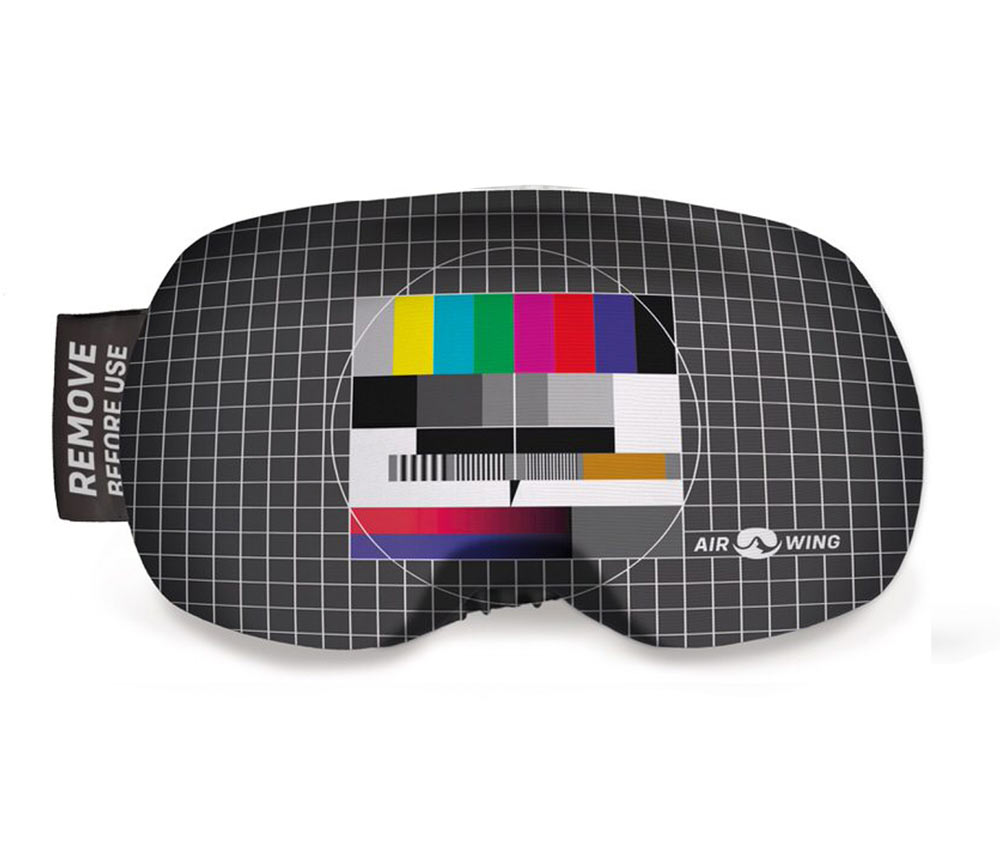 Skibrillen-Schutzhülle mit TV-Testbild-Muster und Gittermuster, Hinweis-Etikett und Airwing Logo.