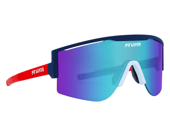 Blaue Pit Viper Sonnenbrille mit verspiegelten Gläsern, roter Bügel und weißem Nasenstück.
