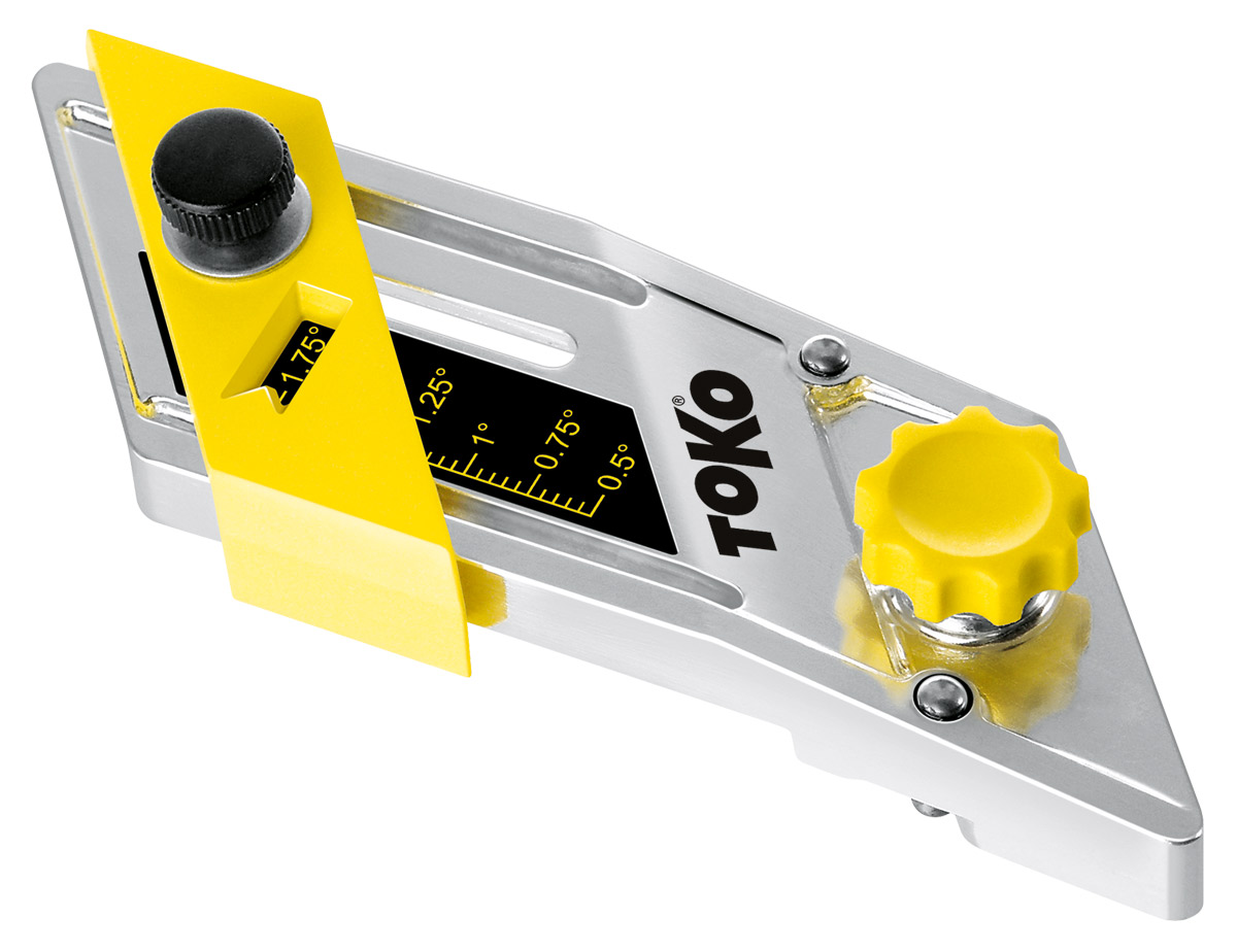 Toko Multi Base Angle für Ski/Snowboard: Silbernes Werkzeug mit gelben Elementen zur Belagskantenbearbeitung.