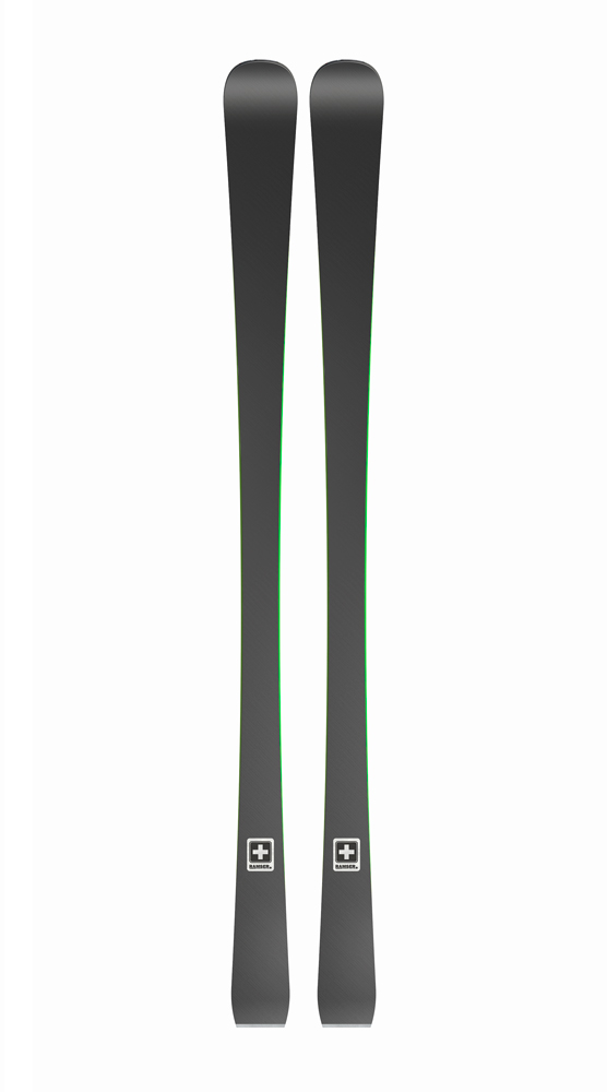 Graue Ramser Green Skier Zwei graue Ramser Green Ski, von vorne fotografiert, mit grünen Akzenten und Schweizerkreuz-Logo am Skiende.