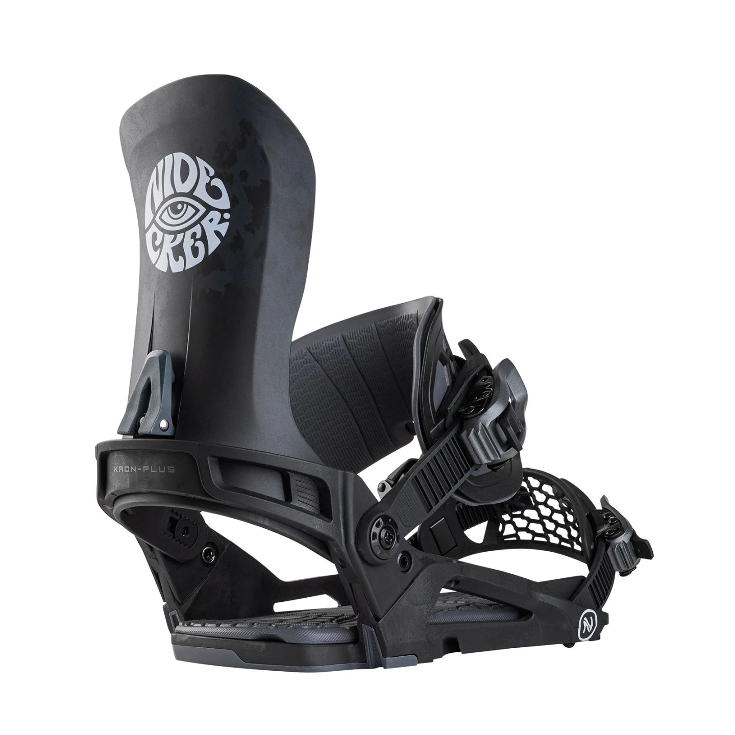 Schwarze Nidecker Kaon Plus Snowboardbindung mit Logo auf dem Highback. Detailaufnahme der Bindung.