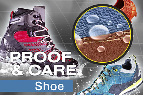 Imprägnierte Schuhe, Textilien perlen Wasser ab. "Proof & Care Shoe" Schriftzug im Vordergrund. Sportschuhe und Detailaufnahme.