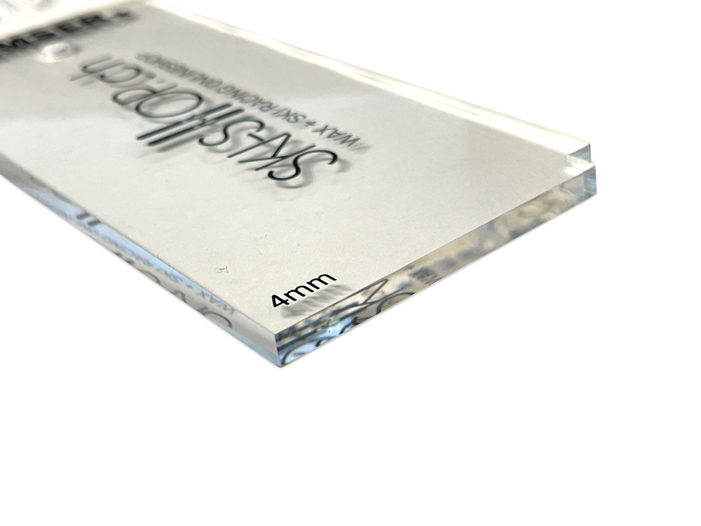 Transparente Plexiklinge 4mm Transparente 4mm Plexiklinge von Ramser, Teil der WC Pro Wax Box, zum Abziehen von Skiwachs.