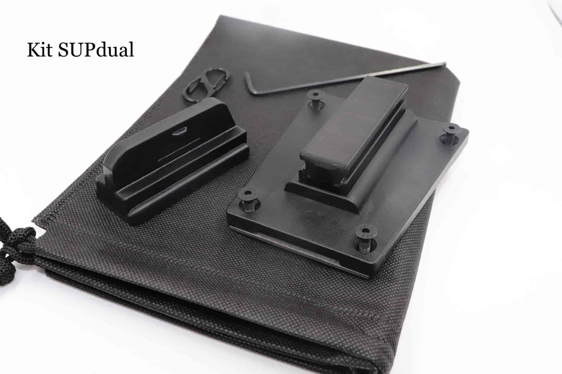 SUPdual Kit Zubehör Das SUPdual Kit bestehend aus Grundplatte, Finnenaufsätzen, Imbusschlüssel und Stoffbeutel.